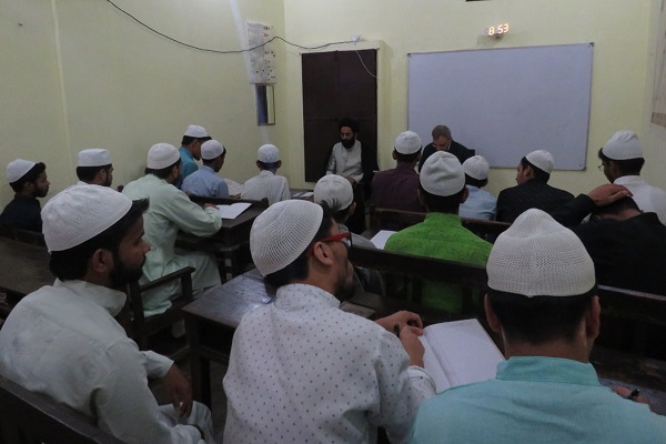 بالصور...ختام دورة لاعداد وتأهيل معلمي القرآن في الهند