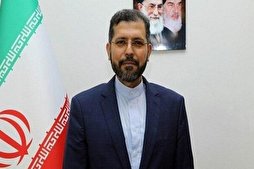 إيران تدين إساءة مجلة 