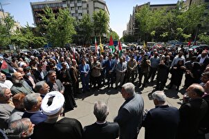 تقرير مصور | وقفة احتجاجية في جامعة طهران تنديداً بجرائم الصهاينة في غزة