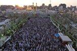 جموع المؤمنين تؤدي صلاة عيد الأضحى في ساحة بين الحرمين الشريفين + صور