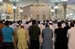 Pilgrims Try to Benefit Most from Opportunity of Visiting Prophet’s Mosque