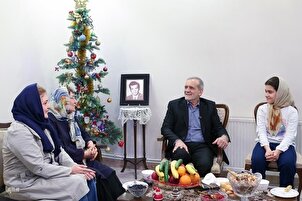 El presidente iraní se reúne con las familias de dos mártires cristianos