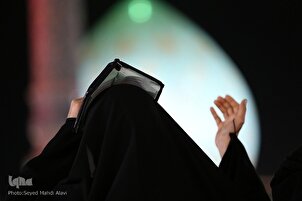 Ramadán 2025: Rituales de la noche del Qadr en Irán