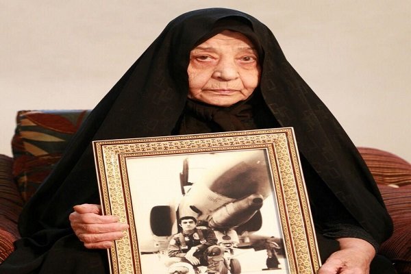 مادر شهید مفقودالاثر «حسین یزدان دوست همدانی» دار فانی را وداع گفت