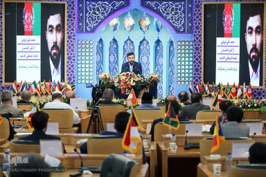 فیلم/ نخستین قسمت از پخش تلویزیونی مسابقات بین‌المللی قرآن دانشجویان/ رقابت متسابقین همراه با ارزیابی داوران