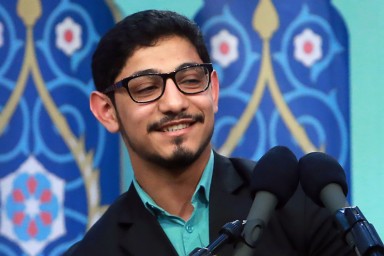 فیلم/ قسمت هفتم از پخش تلویزیونی مسابقات بین‌المللی قرآن دانشجویان/ مهدی غلام‌نژاد از متسابقین امشب