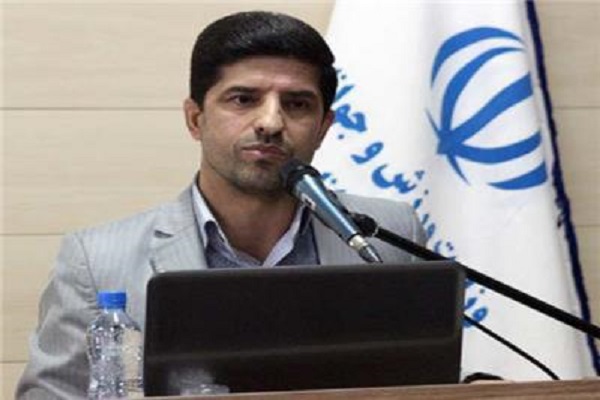 انسان در اجتماع به فعلیت دست می‌یابد