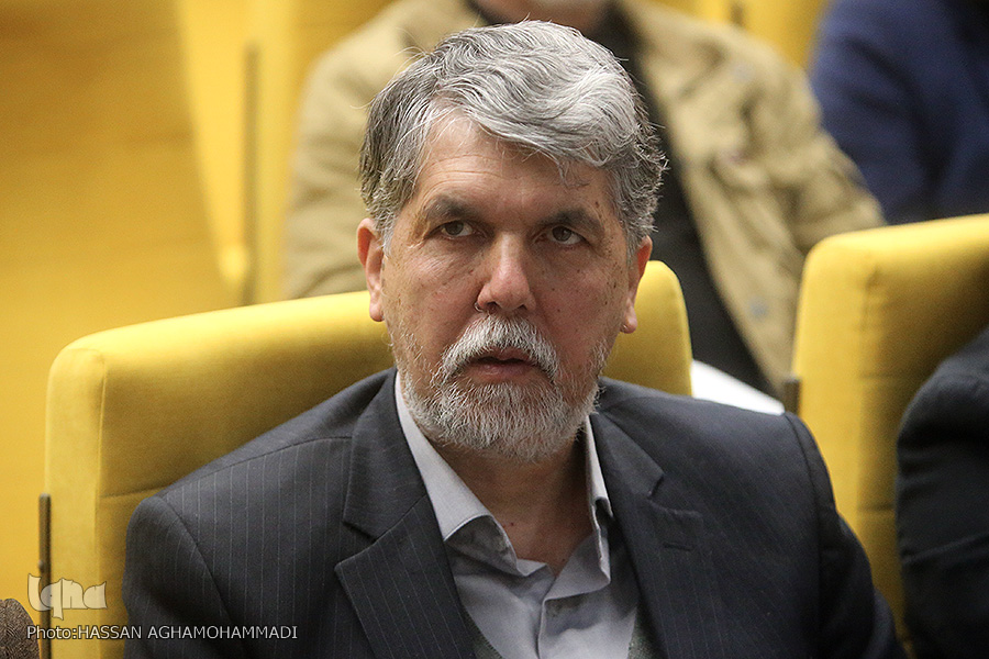 مباد دشمنان را شادمان کنیم که سردار تنهاست