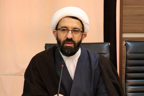 دانشگاه محلی برای تربیت عالم است