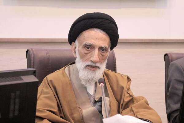 وحدت حوزه و دانشگاه؛ رسالت اصلی پیروان علامه مصباح