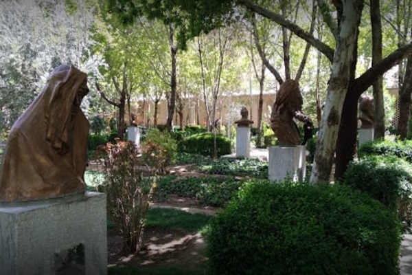 طراحی و اجرای بوستان مشاهیر در همدان