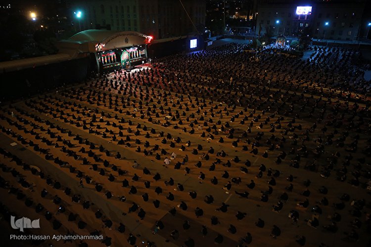 مراسم عزاداری شب چهارم محرم در هیئت میثاق با شهدا