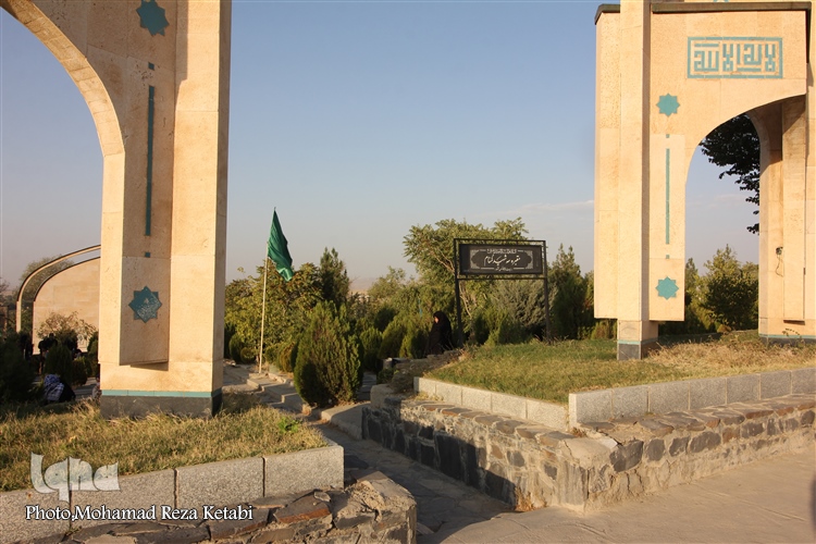 عکس | به خاک افتادند تا ما به خاک نیفتیم