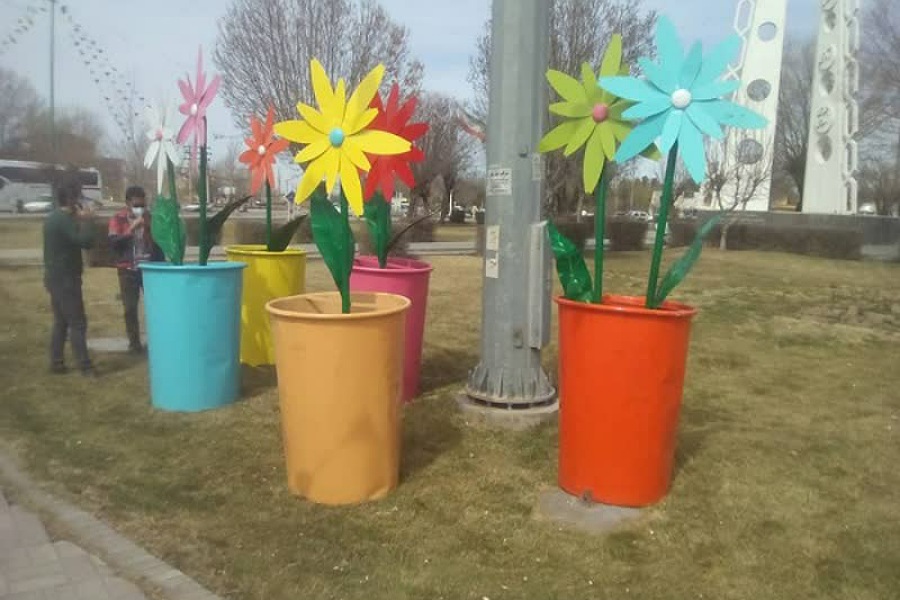 خودنمائی 50 المان نوروزی در ملایر خودنمائی 50 المان نوروزی در ملایر