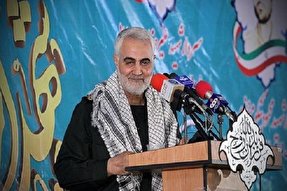 فیلم | شعرخوانی شهید سردار سلیمانی در همدان