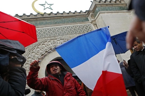 مجازات سبک برای جوان تروریست فرانسوی