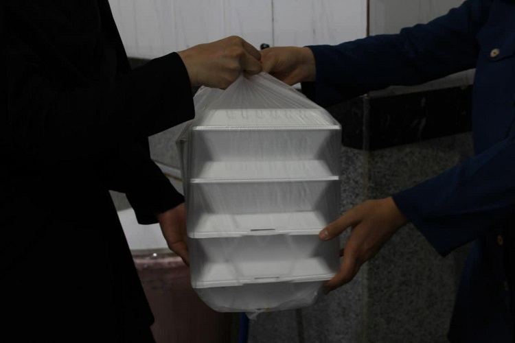 توزیع 5000 پرس غذا در همدان در پویش &laquo;مهمان خدائید&raquo; + عکس