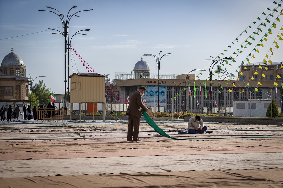 عکس | اقامه نماز عید فطر در همدان