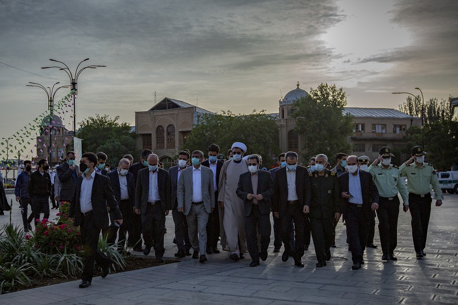 عکس | اقامه نماز عید فطر در همدان