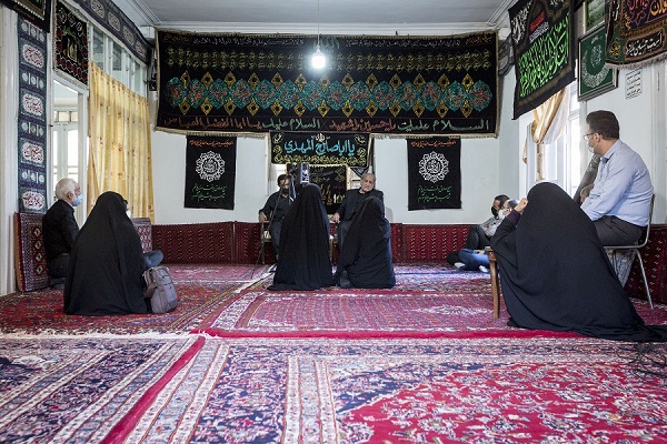 از آئین&zwnj;های مرسوم هیئت&zwnj;های مذهبی همدان تا 40 سال روضه&lrm;خوانی برای امام حسین(ع)