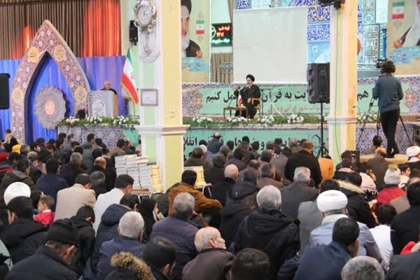 برگزاری همایش رویش‌های قرآنی انقلاب در میاندوآب + عکس