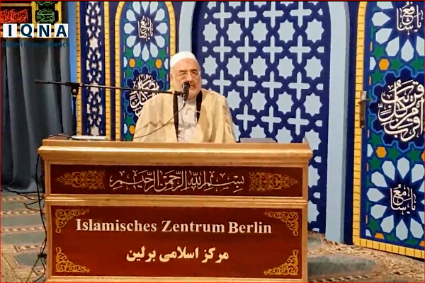 فيلم | محفل انس با قرآن جمعه آخر رمضان در برلین