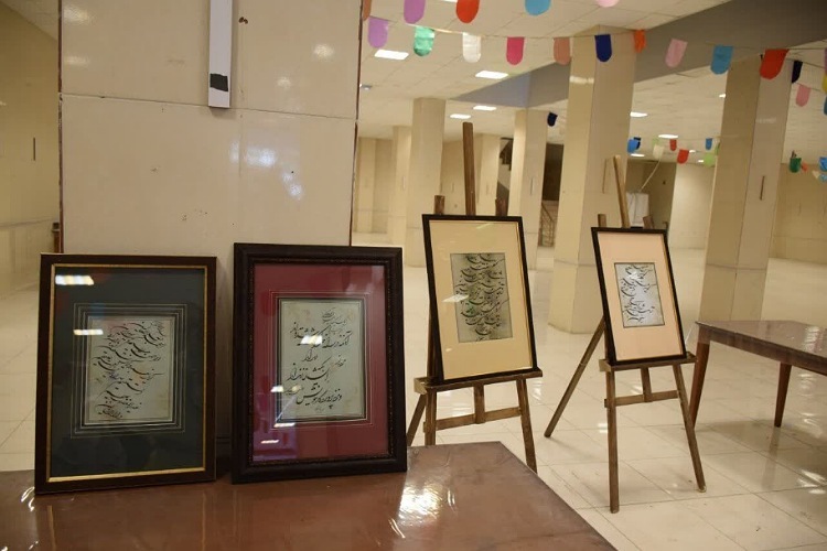 افتتاح نمایشگاه خوشنویسی قرآنی و محرم در ملایر