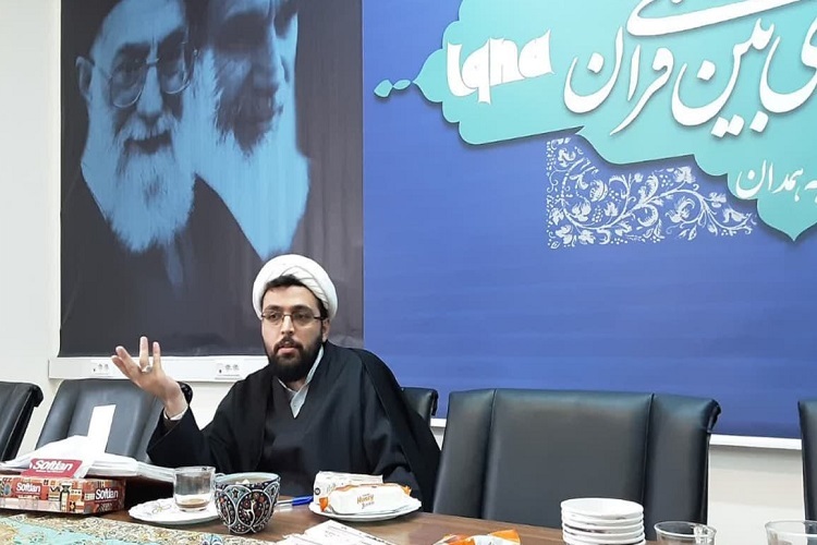 محمد میدانچیان مدیر حوزه علوم اسلامی دانشگاهیان همدان