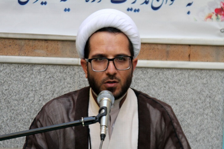 حجت‌الاسلام علیرضا یوسفی راستگو، مدیر مدرسه علمیه سفیران هدایت