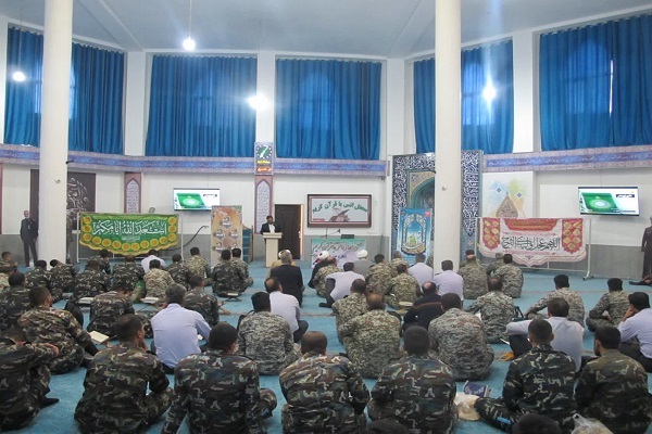 محفل قرآنی در منطقه پدافند هوایی تهران برگزار شد + عکس