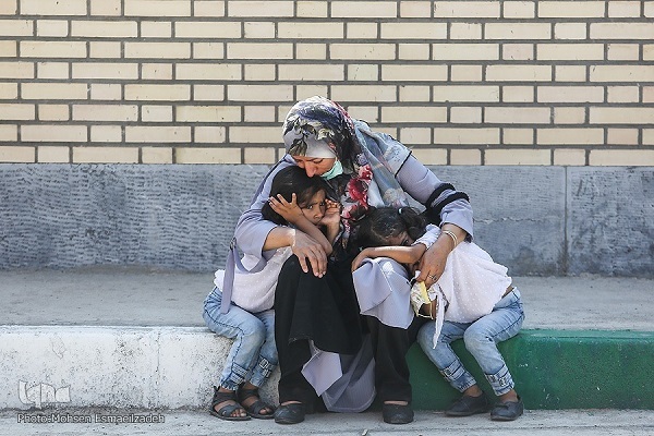 عزم جهادگران قرارگاه جهادی جنوب غرب تهران در رفع آلام نیازمندان