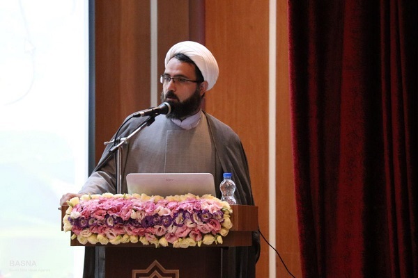 حجت‌الاسلام والمسلمین سعید کاظمی، مسئول نهاد رهبری دانشگاه علوم پزشکی همدان