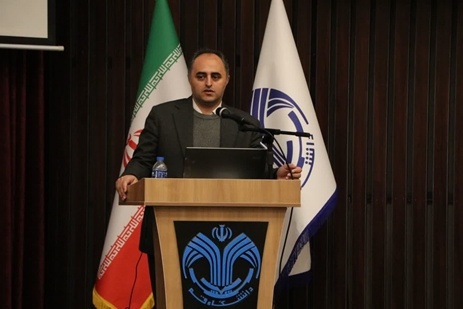 تلاش‌های پژوهشی در حوزه علوم انسانی کمتر دیده می‌شود