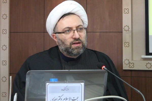 فهم قرآن خودآموز و قرآن‌بسنده نیست