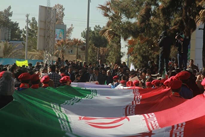 راهپیمایی 22 بهمن در سیستان‌وبلوچستان آغاز شد