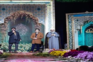 محفل قرآنی امام‌زمانی‌ها در مسجد جمکران برگزار شد