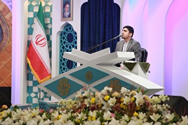 فیلم | اجرای حافظان کل در اولین روز چهل‌ویکمین مسابقات بین‌المللی قرآن ایران