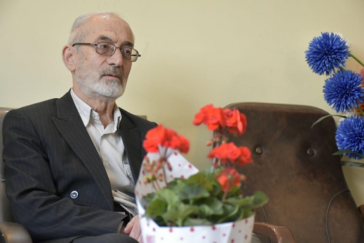 محمدجواد صدیق، معلم و پیشکسوت قرآنی و مدیر بنیاد قرآن استان همدان