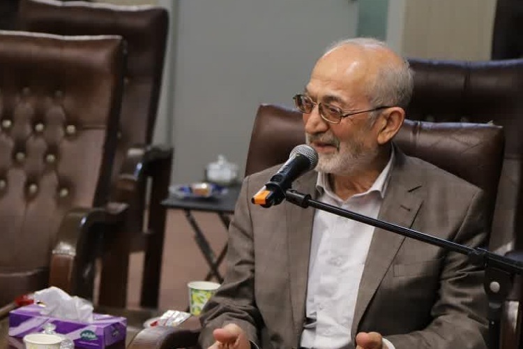 جواد صدیق، مدرس علوم قرآنی در همدان و مدیر بنیاد قرآن استان