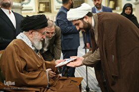 دیدار جمعی از شاعران با رهبر معظم انقلاب