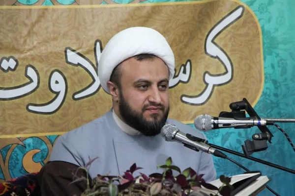 حجت الاسلام احمد  فارسی مدیر اداره تبلیغات اسلامی ملایر