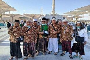 حضور هزاران زائر خارجی حج تمتع در مدینه منوره + عکس و فیلم