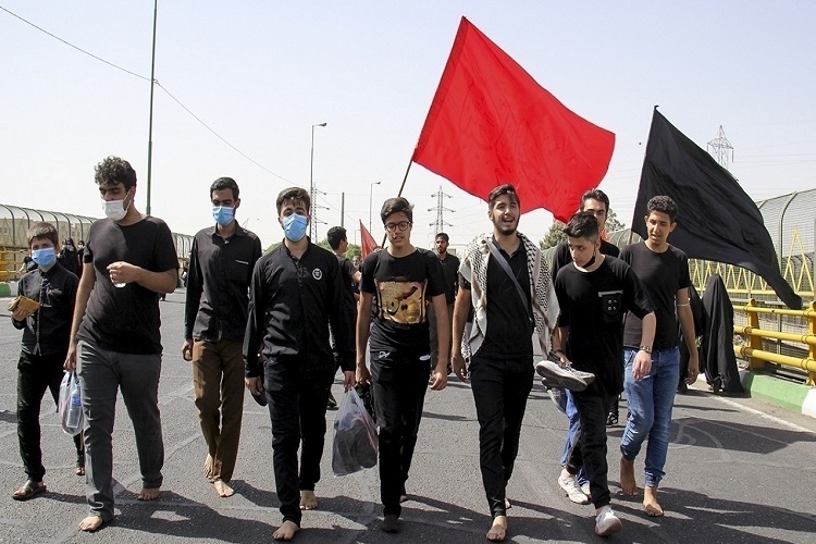 دانش آموزان در پیاده روی اربعین