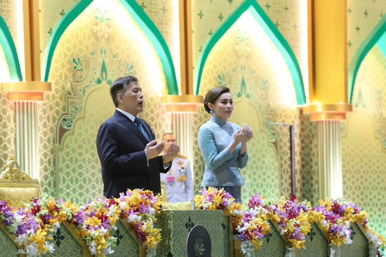 حضور پادشاه و ملکه تایلند در جشنواره مولود النبی(ص)