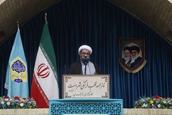 قرآن کریم افراد شایعه‌پذیر را مذمت می‌کند