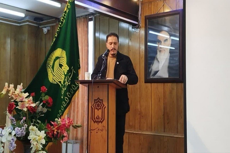 محمود گیو شاعر آیینی همدان