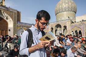 اجتماع پرشور دلدادگان حسینی در حرم عبدالعظیم (ع)؛ طنین دعای عرفه در قبله تهران