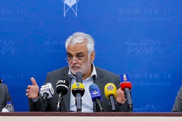 تصاویری از حضور شهید طهرانچی در محفل قرآنی مجمع قاریان نوجوان