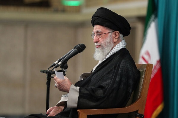 منتظر یک اشاره آیت‌الله العظمی امام خامنه‌ای هستیم