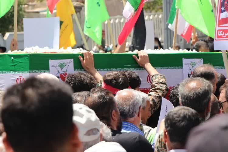 شهدای حمله تروریستی رژيم صهيونيستی به تویسرکان تشییع شدند